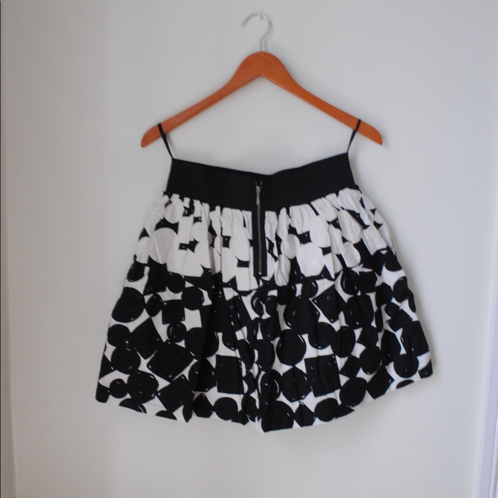 A fun, flared skirt with elastic waste band.